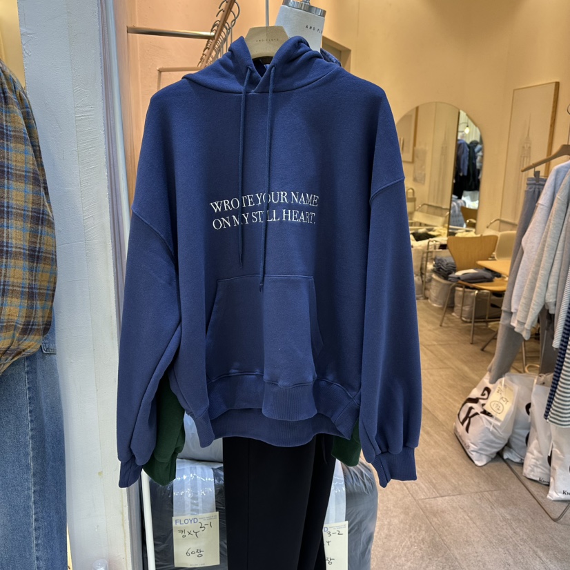 AND FLOYD東大門㊣直郵女裝新款休閑人氣25秋冬職業時尚衛衣stunning and Floyd衛衣圖色2