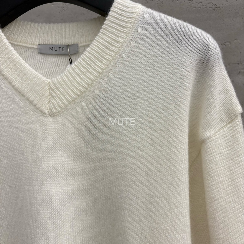 MUTE-P東大門㊣直郵女裝新品人氣25秋冬職業休閑熱賣針織衫MUTE針織衫