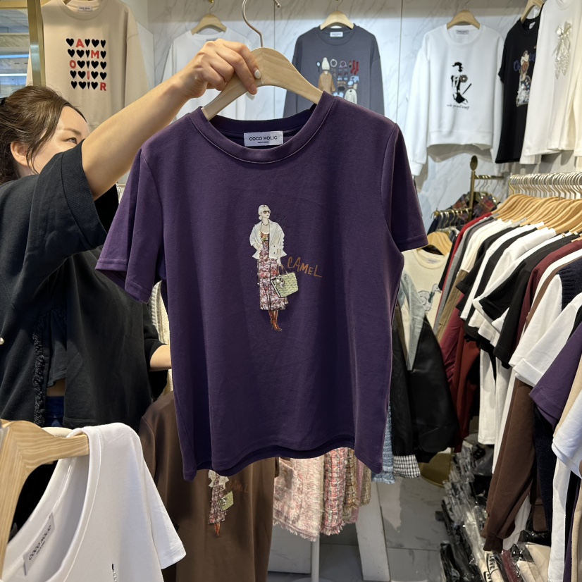 COCO HOLIC韓國代購㊣女裝新款時尚職業人氣真品熱賣25秋冬T恤COCO HOLICT恤圖色2