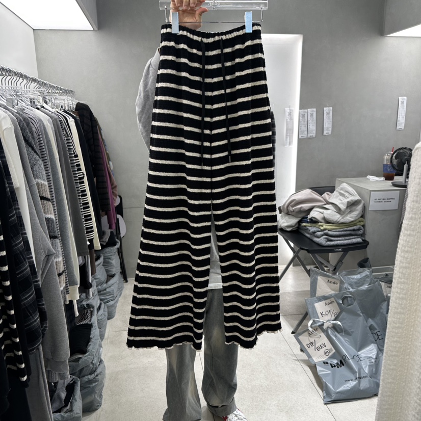 ANDE韓國代購㊣女裝新品人氣真品時尚職業休閑推薦25秋冬休閑褲Ande休閑褲圖色3黑白杠