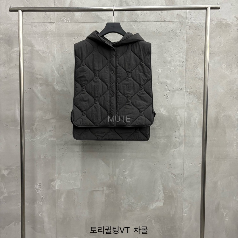 MUTE-P韓國直郵㊣女士新品人氣熱賣25秋冬時尚職業馬甲絎縫MUTE馬甲圖色3墨色