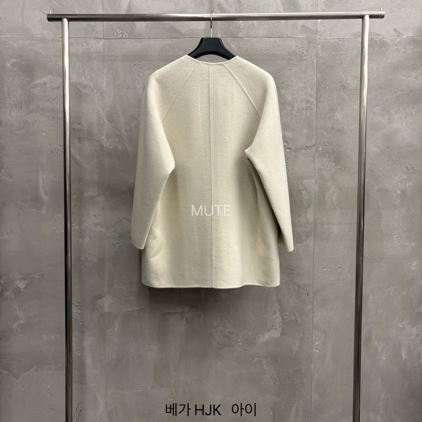 MUTE-P東大門㊣直郵女士新品人氣推薦職業熱賣真品短款大衣MUTE短款大衣