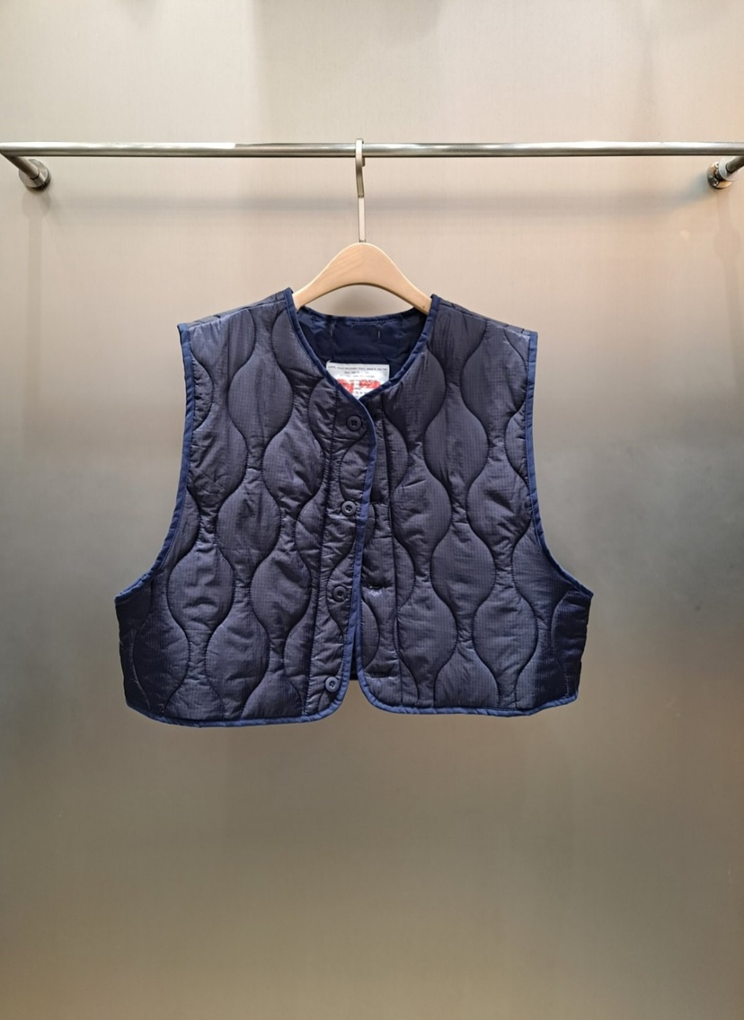 1 2ILLY-S韓國代購㊣女裝新品25秋冬真品人氣休閑熱賣馬甲1 2ILLY/THE SIL馬甲圖色1