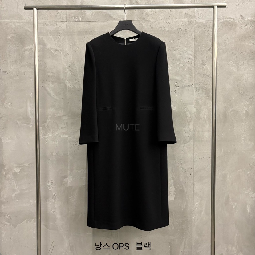 MUTE-P韓國代購㊣女士新品推薦時尚25秋冬熱賣人氣休閑連衣裙MUTE連衣裙圖色2黑色