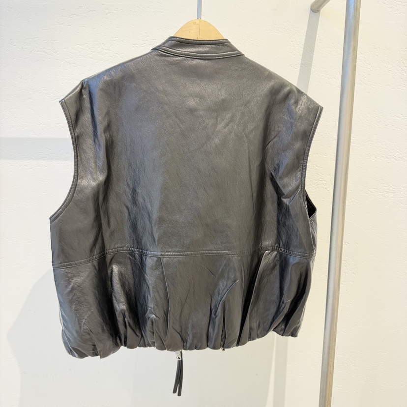 1 2ILLY-S東大門㊣直郵女裝新款人氣真品職業25秋冬熱賣馬甲1 2ILLY/THE SIL馬甲