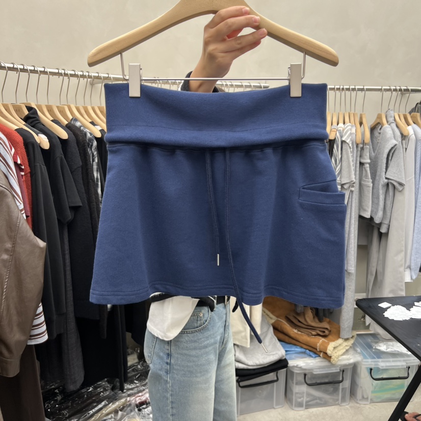 MURR韓國代購㊣女裝新品推薦職業真品時尚人氣25秋冬休閑短裙MURR短裙圖色2