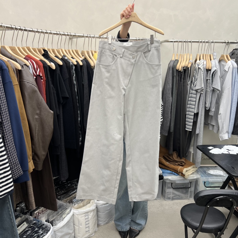 MURR韓國直郵㊣女士新款職業時尚推薦人氣熱賣休閑25秋冬牛仔褲MURR牛仔褲圖色3