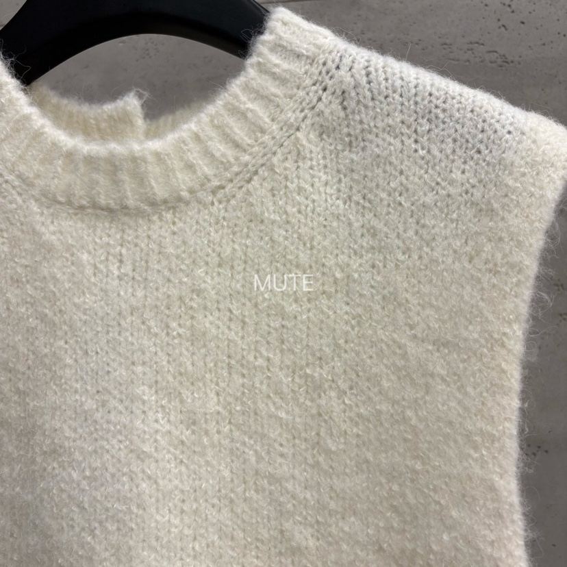 MUTE-P韓國直郵㊣女裝新品時尚推薦休閑25秋冬熱賣吊帶背心MUTE吊帶/背心