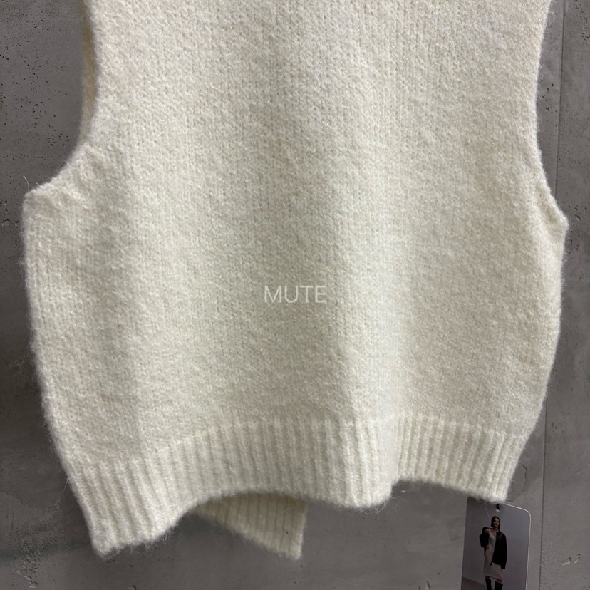 MUTE-P韓國直郵㊣女裝新品時尚推薦休閑25秋冬熱賣吊帶背心MUTE吊帶/背心