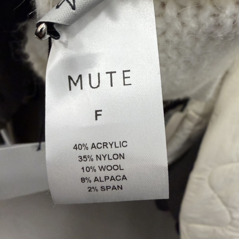 MUTE-P韓國直郵㊣女裝新品時尚推薦休閑25秋冬熱賣吊帶背心MUTE吊帶/背心