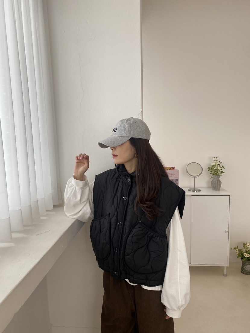 YESFREE東大門㊣實拍女士新品推薦時尚熱賣人氣職業馬甲史努比YESFREE馬甲