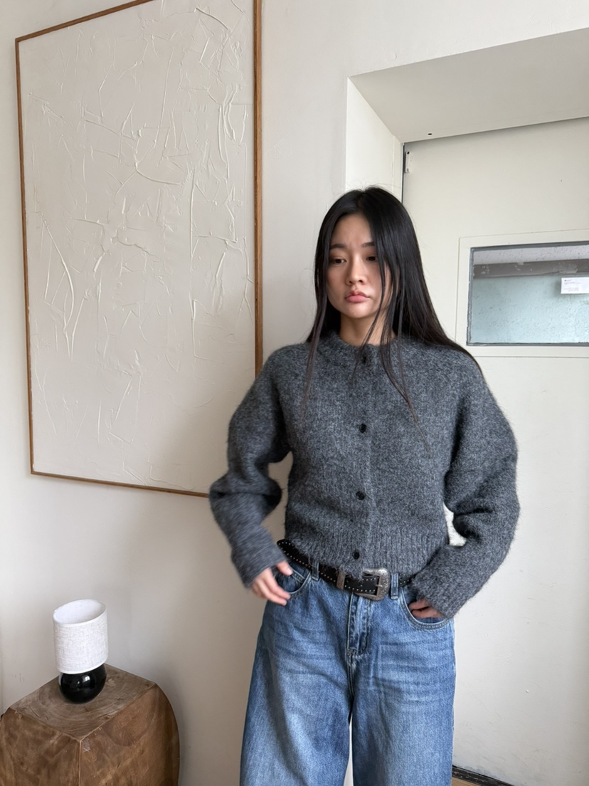 A P-STUDIO東大門㊣實拍女裝新品25秋冬時尚真品人氣毛衣A P-STUDIO毛衣