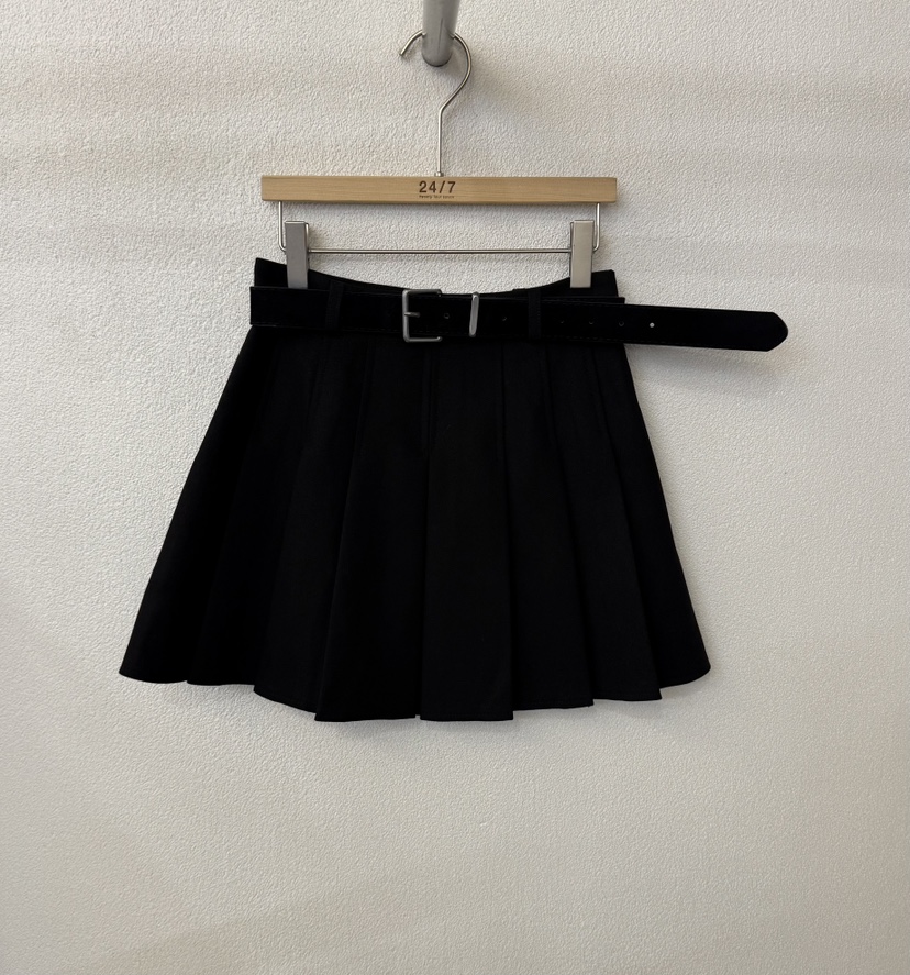 TWENTY FOUR SEVEN24-7東大門㊣實拍女裝新品真品短裙含腰帶TEWNTY FOUR SEVEN24-7短裙圖色2黑色