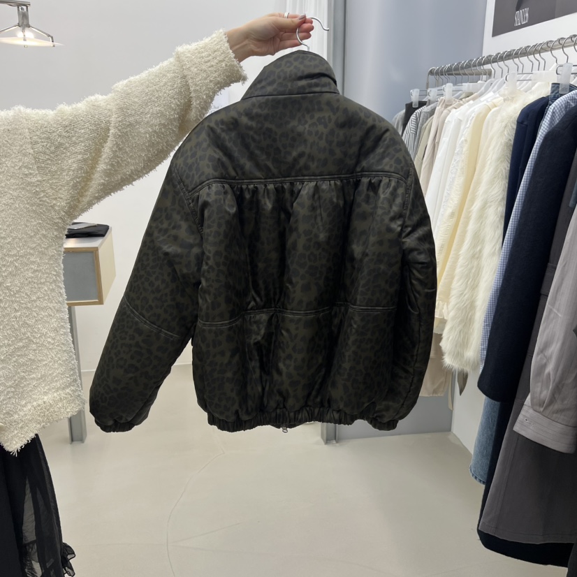 STAINLESS韓國代購㊣女裝新款休閑真品熱賣人氣短款棉服豹紋絨STAINLESS短款棉服