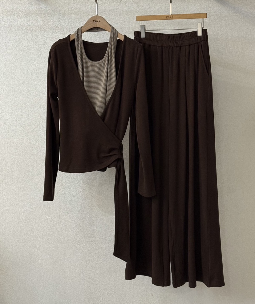 TWENTY FOUR SEVEN24-7東大門㊣代購女士新品休閑套裝兩件套套裝TEWNTY FOUR SEVEN24-7套裝圖色2