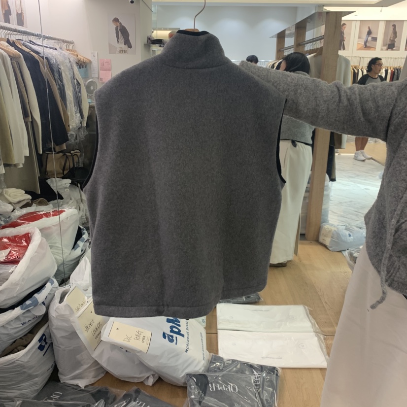 OP PER韓國代購㊣女裝新品熱賣25秋冬推薦休閑真品馬甲羊毛OPPER-simplebeige馬甲