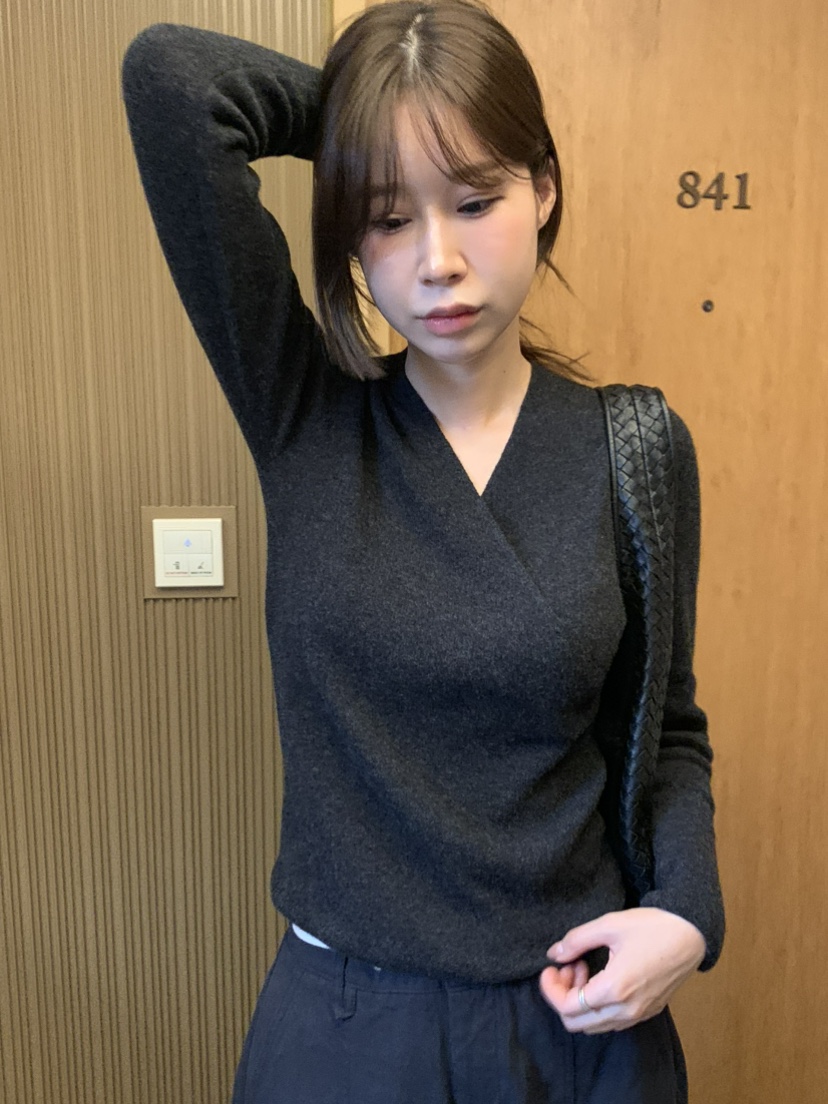 LEGACY東大門㊣代購女裝新款休閑時尚推薦25秋冬人氣針織衫V領LEGACY針織衫