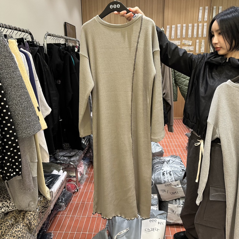 E/E/E韓國代購㊣女士新品真品人氣休閑推薦時尚連衣裙華夫格E/E/E連衣裙圖色2