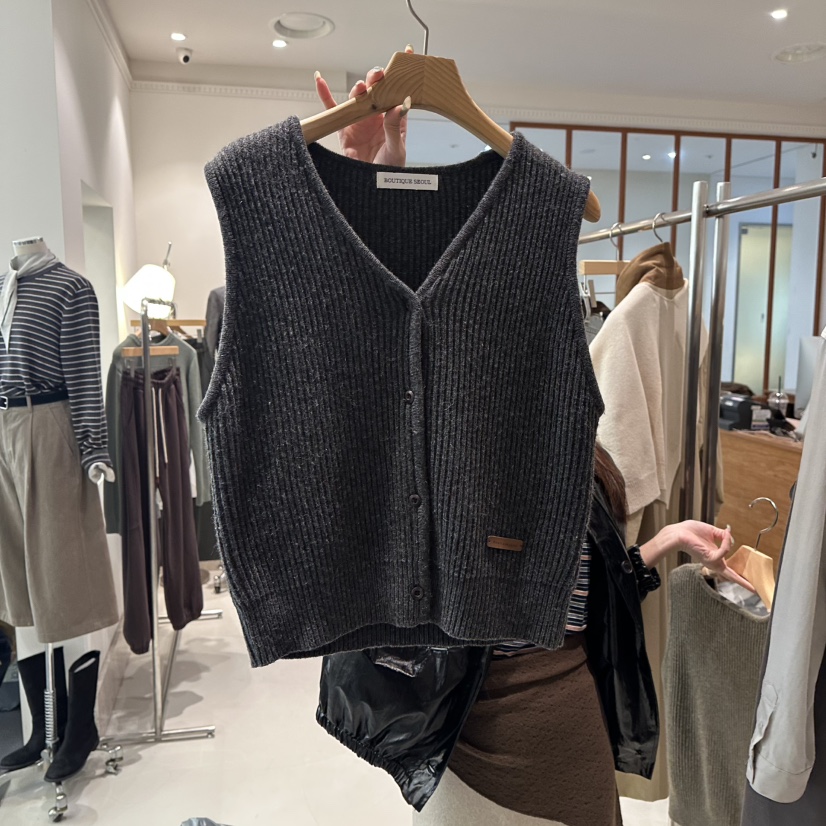 ANDMORE BUTTON韓國代購㊣女裝新品職業時尚真品馬甲羊毛羊絨ANDMORE BUTTON馬甲圖色2