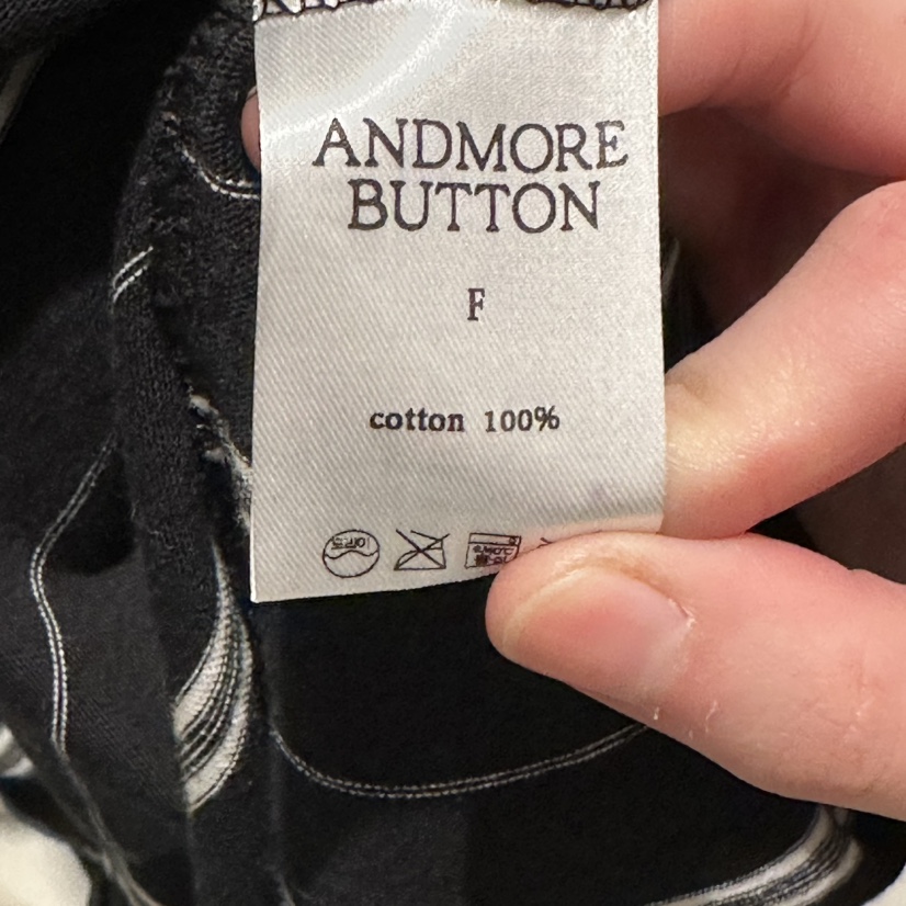 ANDMORE BUTTON東大門㊣實拍女士新品真品時尚熱賣長袖T恤ANDMORE BUTTON長袖T恤