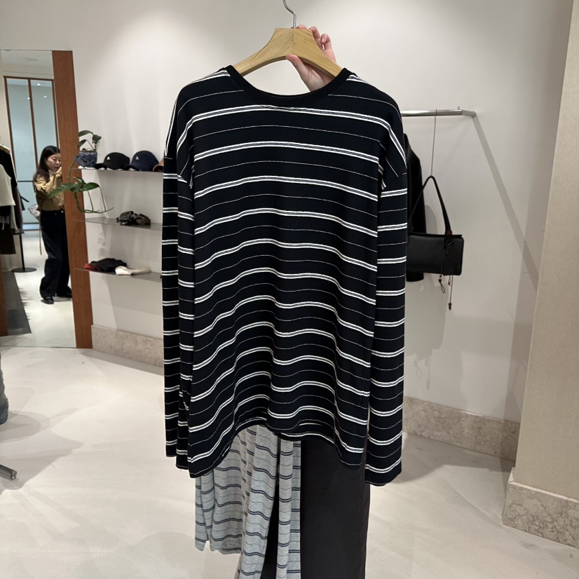 ANDMORE BUTTON東大門㊣實拍女士新品真品時尚熱賣長袖T恤ANDMORE BUTTON長袖T恤圖色2