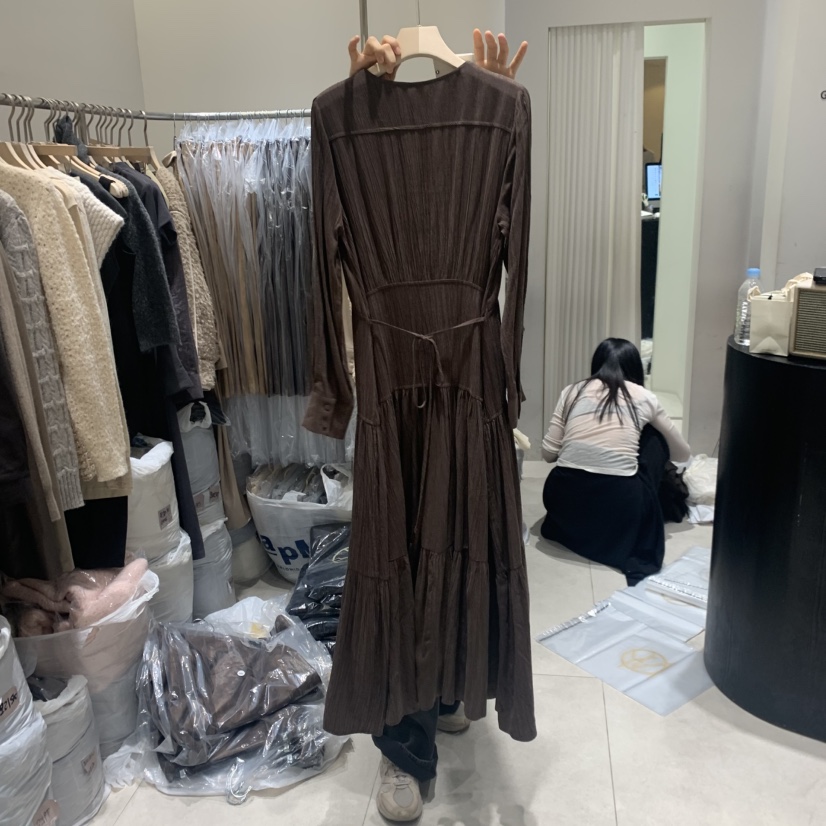 GLOW AND NYMPH韓國直郵㊣女士新品人氣推薦職業休閑連衣裙GLOW AND NYMPH連衣裙