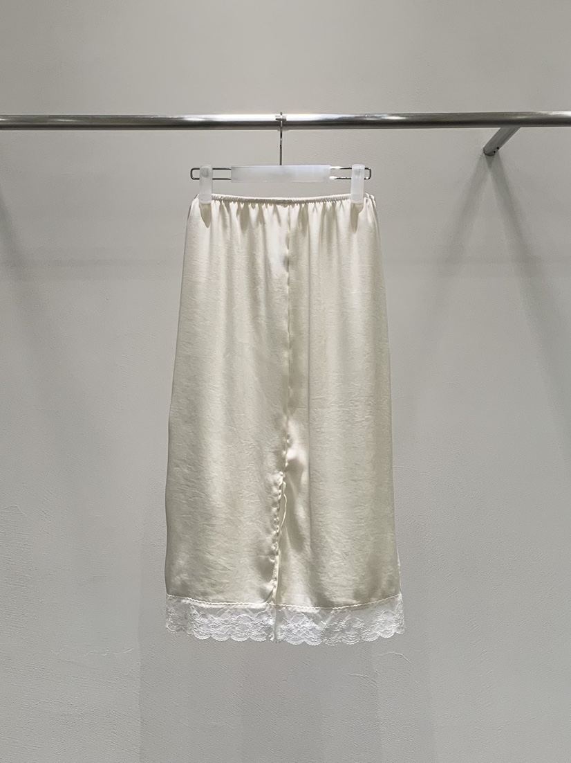 LOVE MOMENT韓國代購㊣女士新品25秋冬人氣推薦半身裙中短裙LOVE MOMENT半身裙/中短裙