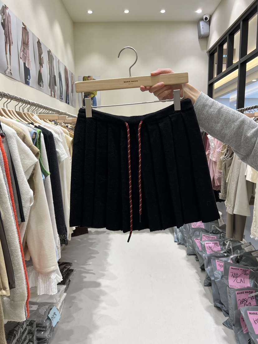 MARIE MARIE東大門㊣代購女裝新品25秋冬推薦人氣休閑短裙MARIE MARIE短裙圖色2