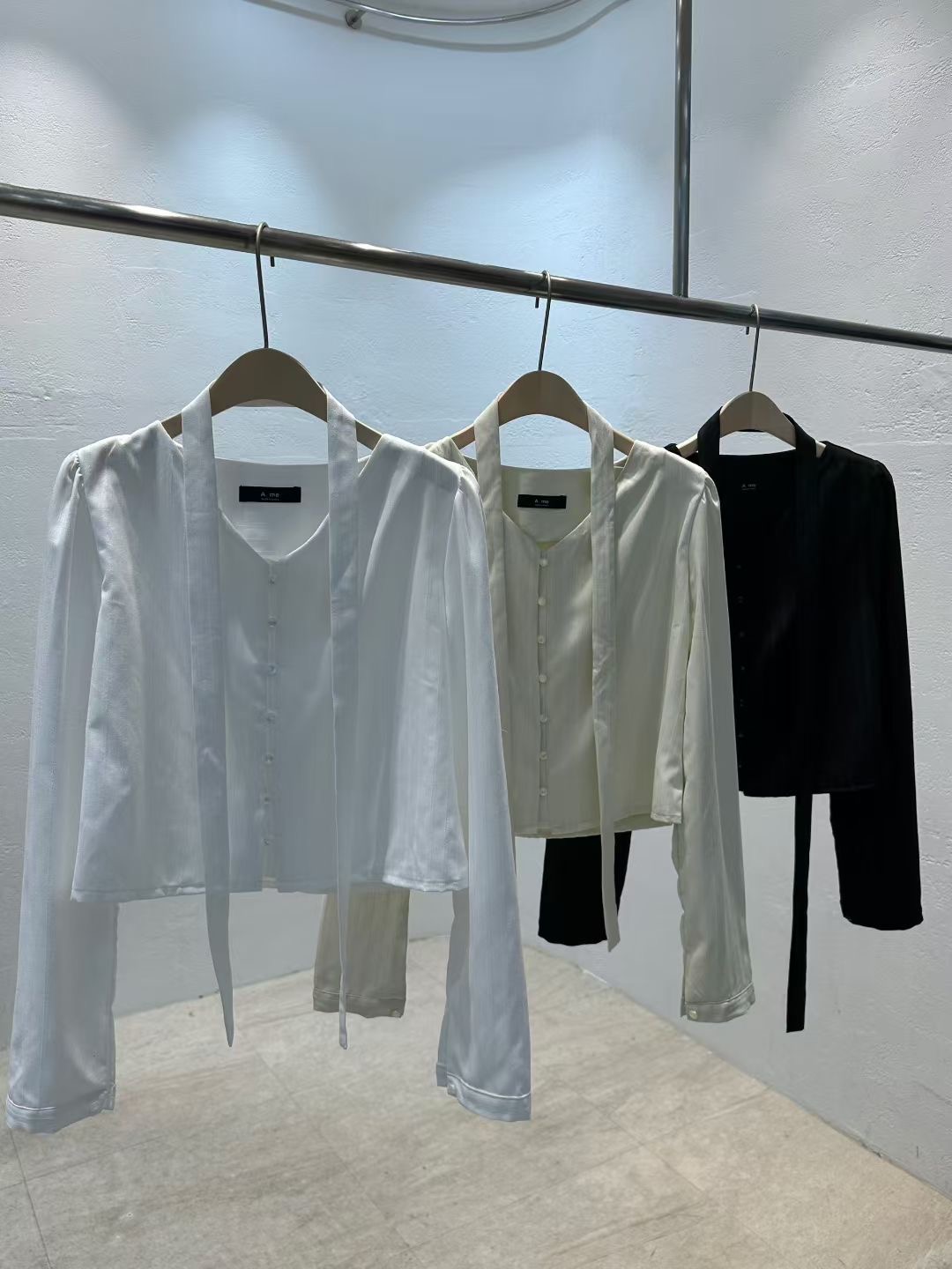 A.ME韓國代購㊣女裝新品職業25秋冬人氣真品襯衫蕾絲衫含脖帶A.ME襯衫/蕾絲衫圖色3左三色