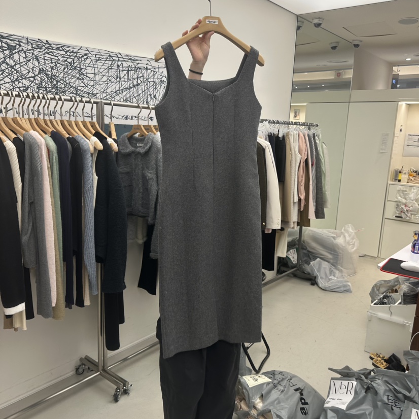 MER東大門㊣直郵女士新品時尚推薦人氣25秋冬熱賣職業連衣裙MER/ANGELO BIANCO連衣裙