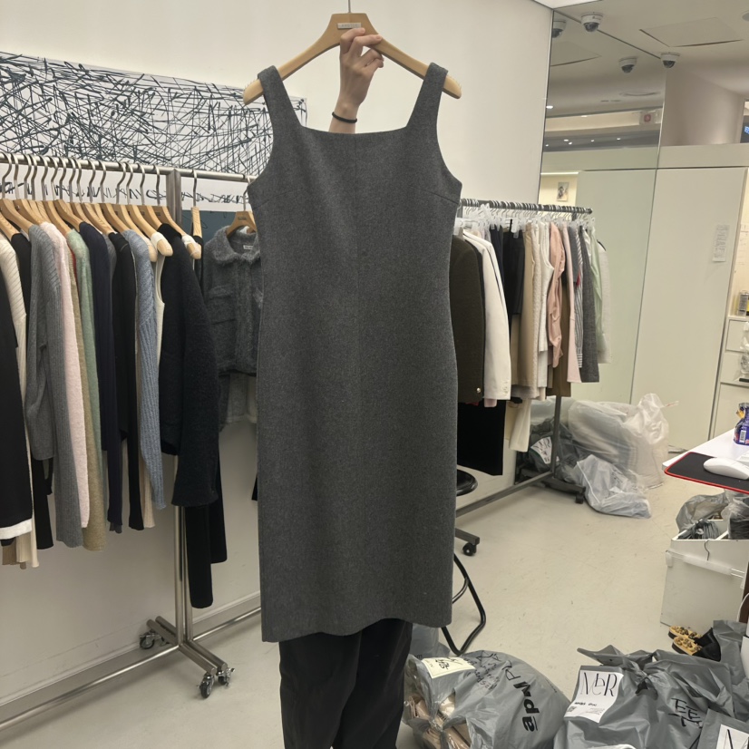 MER東大門㊣直郵女士新品時尚推薦人氣25秋冬熱賣職業連衣裙MER/ANGELO BIANCO連衣裙