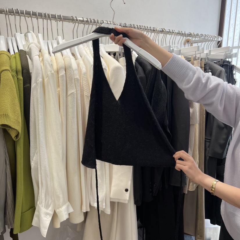 UNDERSTANDING韓國直郵㊣女裝新品真品熱賣職業人氣吊帶背心UNDERSTANDING吊帶/背心圖色3