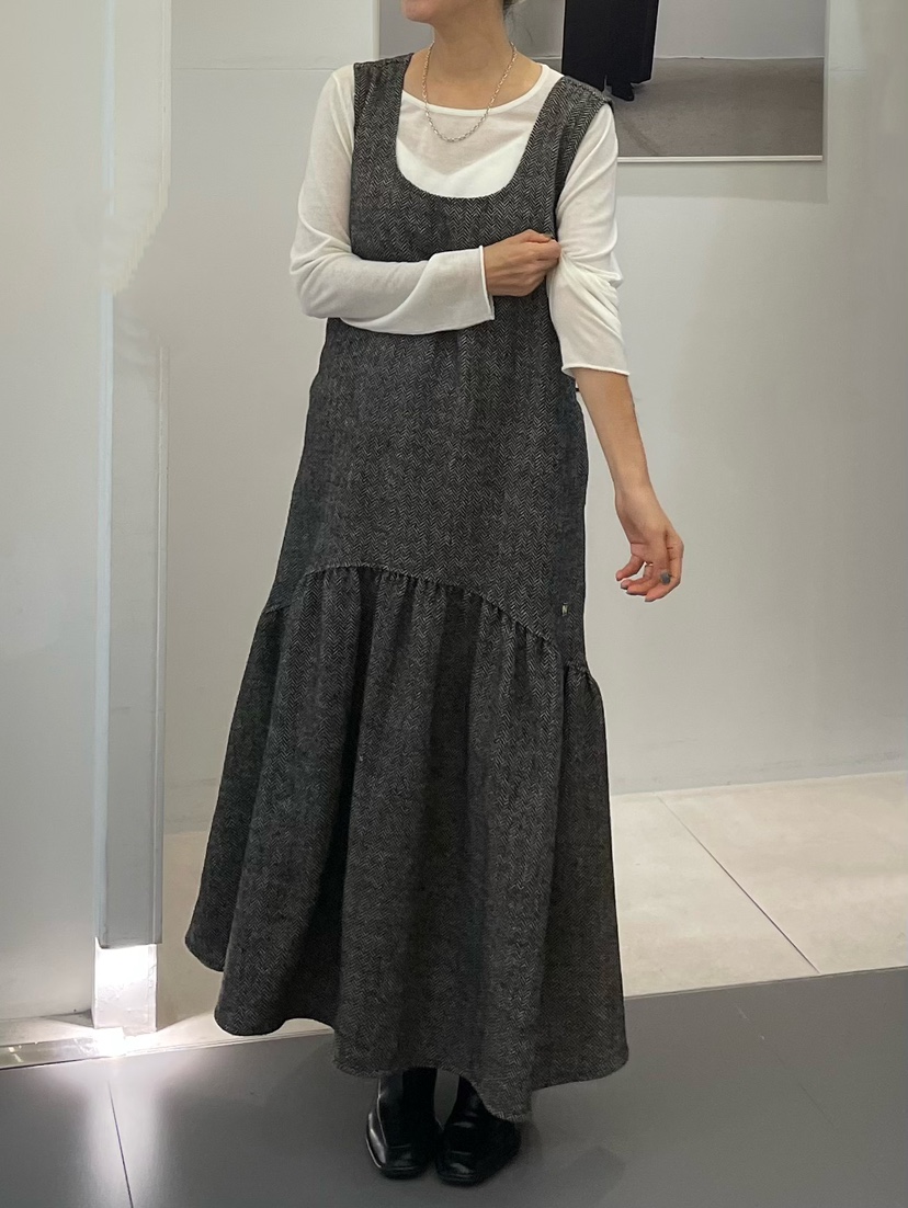 NEOUL韓國代購㊣女士新品人氣推薦時尚真品熱賣連衣裙人字形NEOUL/ahin雙領標簽連衣裙