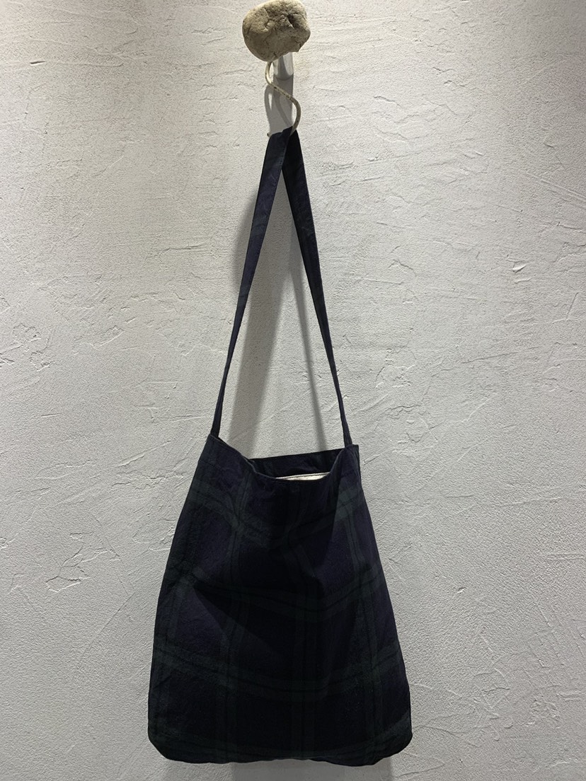 AT NOTE韓國代購㊣女士新款25秋冬推薦單肩斜跨包刺繡格紋AT NOTE單肩/斜跨包