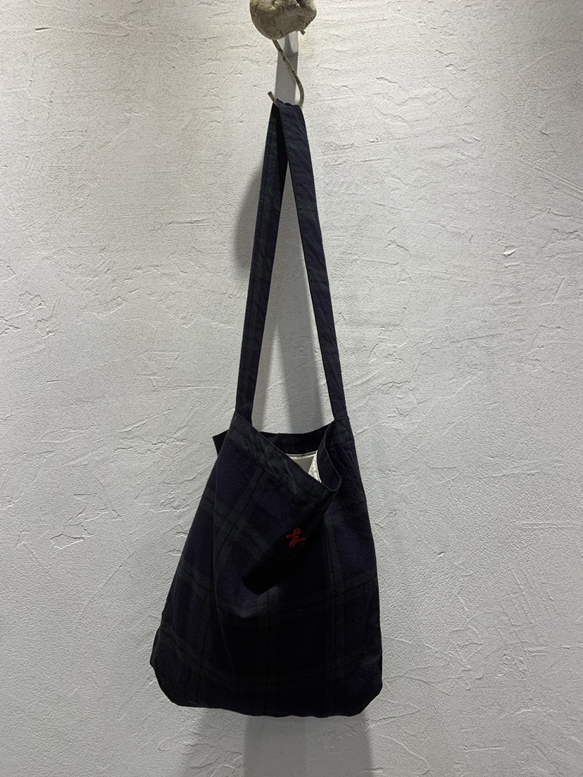 AT NOTE韓國代購㊣女士新款25秋冬推薦單肩斜跨包刺繡格紋AT NOTE單肩/斜跨包圖色1