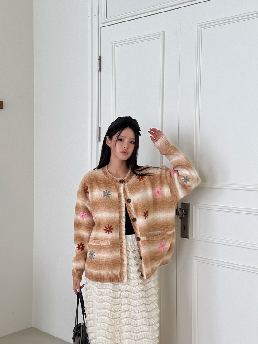MAISONDEGLORY東大門㊣代購女裝新品休閑針織衫羊毛花朵開衫MAISON DE GLORY針織衫圖色1
