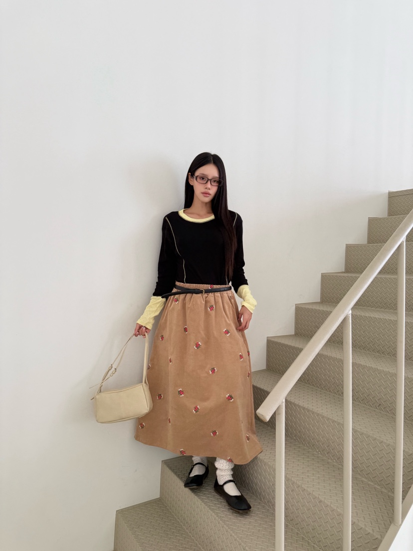 MAISONDEGLORY韓國直郵㊣女裝新品熱賣時尚休閑長裙燈芯絨繡花MAISON DE GLORY長裙