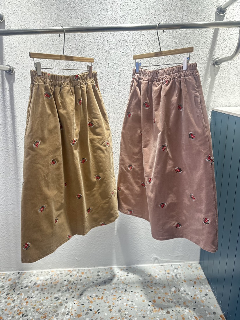 MAISONDEGLORY韓國直郵㊣女裝新品熱賣時尚休閑長裙燈芯絨繡花MAISON DE GLORY長裙