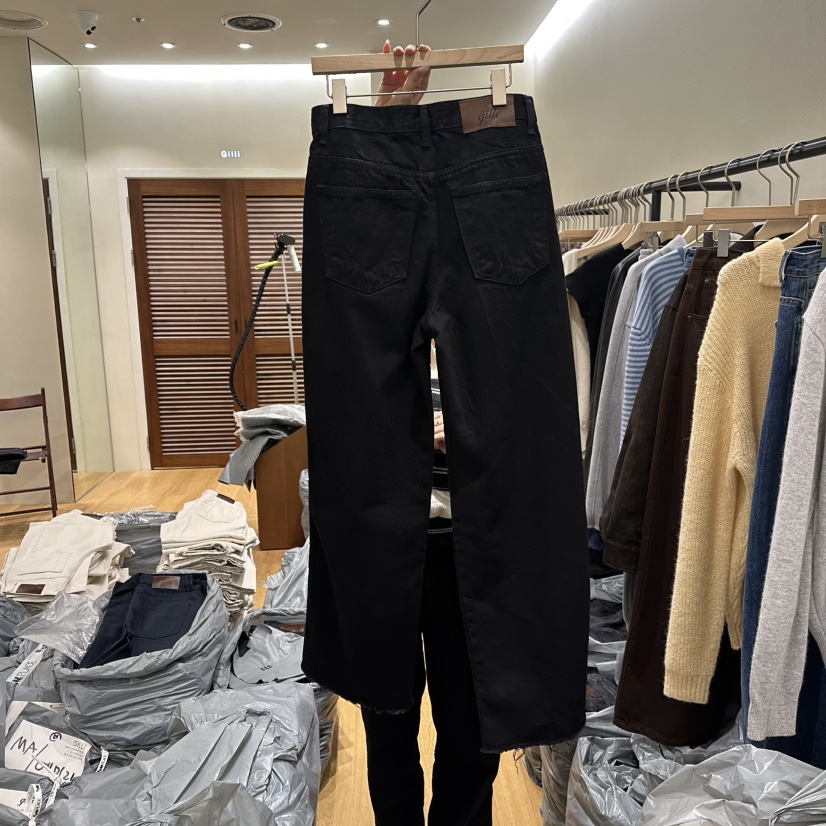 GILLI韓國直郵㊣女裝新品真品熱賣時尚人氣25秋冬職業牛仔褲GILLI牛仔褲