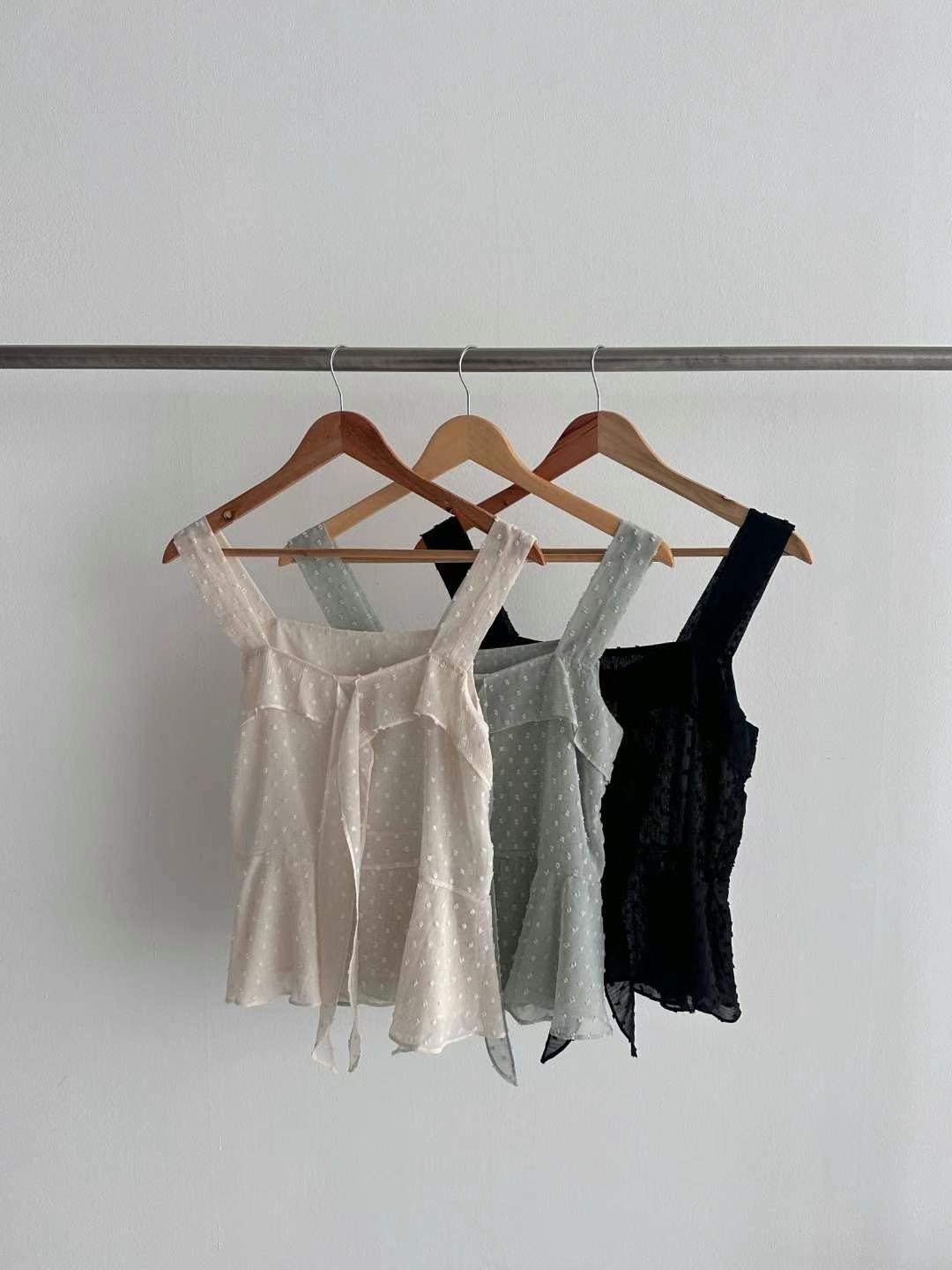 ALICE S CLOSET東大門㊣代購女裝新品熱賣人氣時尚吊帶背心ALICE S CLOSET吊帶/背心圖色2左二色