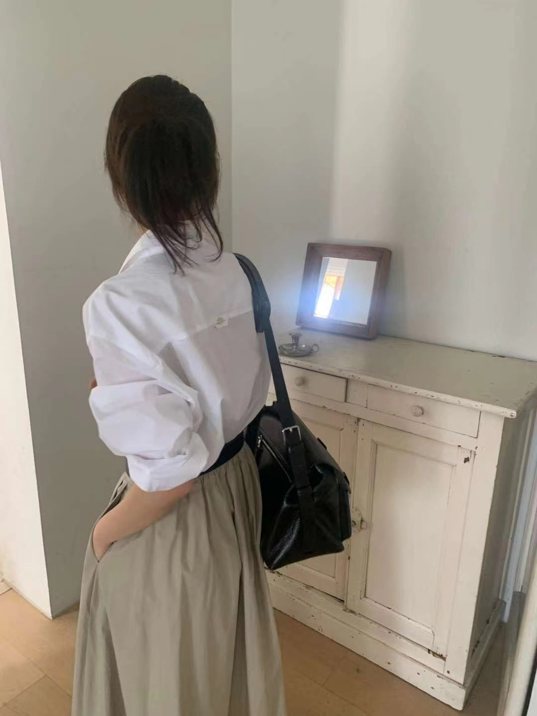 MIELLE-미엘르-OT韓國代購㊣女裝新品真品襯衫蕾絲衫不含吊帶MIELLE-미엘르-OT襯衫/蕾絲衫