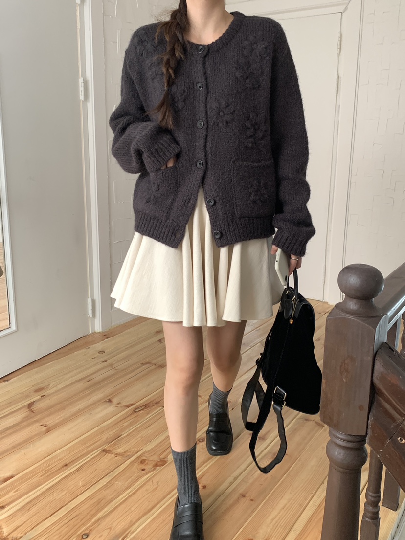 RE:OPENING韓國代購㊣女裝新品休閑25秋冬毛衣手工刺繡花朵RE:OPENING毛衣