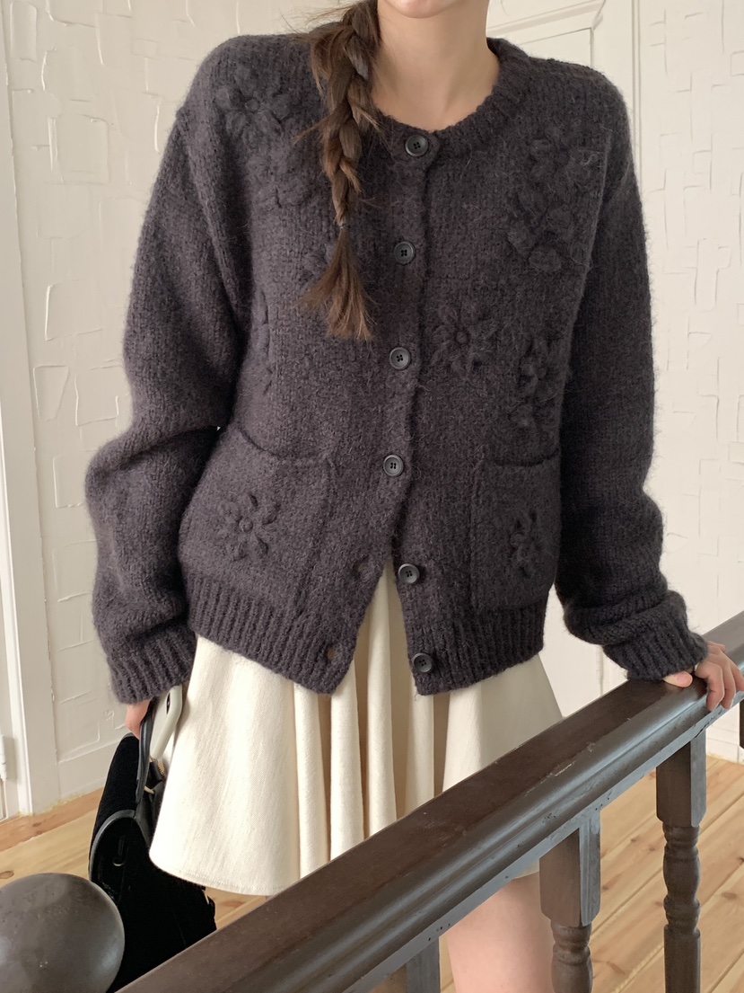RE:OPENING韓國代購㊣女裝新品休閑25秋冬毛衣手工刺繡花朵RE:OPENING毛衣