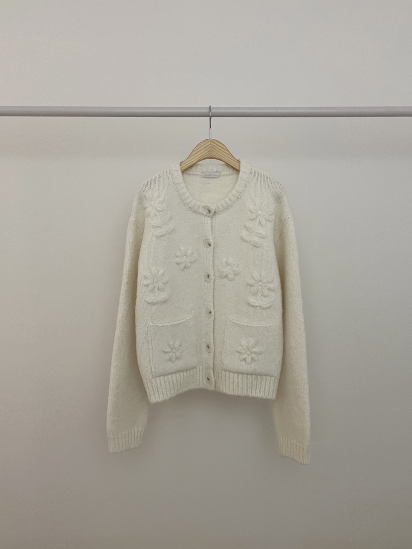 RE:OPENING韓國代購㊣女裝新品休閑25秋冬毛衣手工刺繡花朵RE:OPENING毛衣圖色1