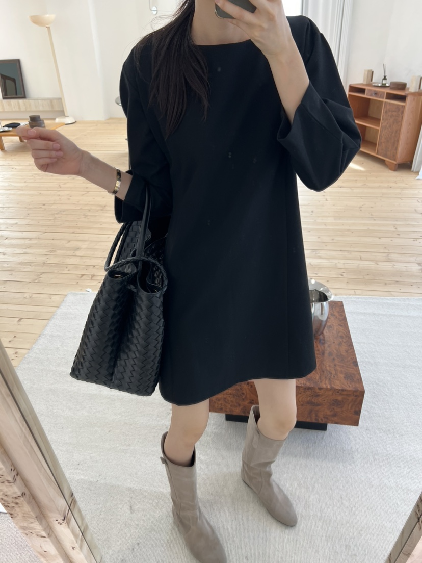 ME MO東大門㊣直郵女裝新款時尚真品25秋冬熱賣連衣裙泡泡袖ME MO連衣裙