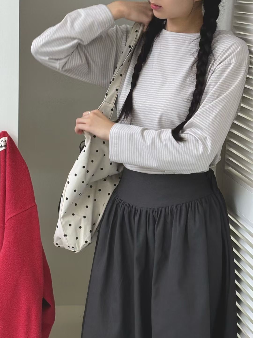 ONTHEMOOD韓國代購㊣女士新款時尚職業熱賣推薦休閑長袖T恤RIPPLE長袖T恤圖色2