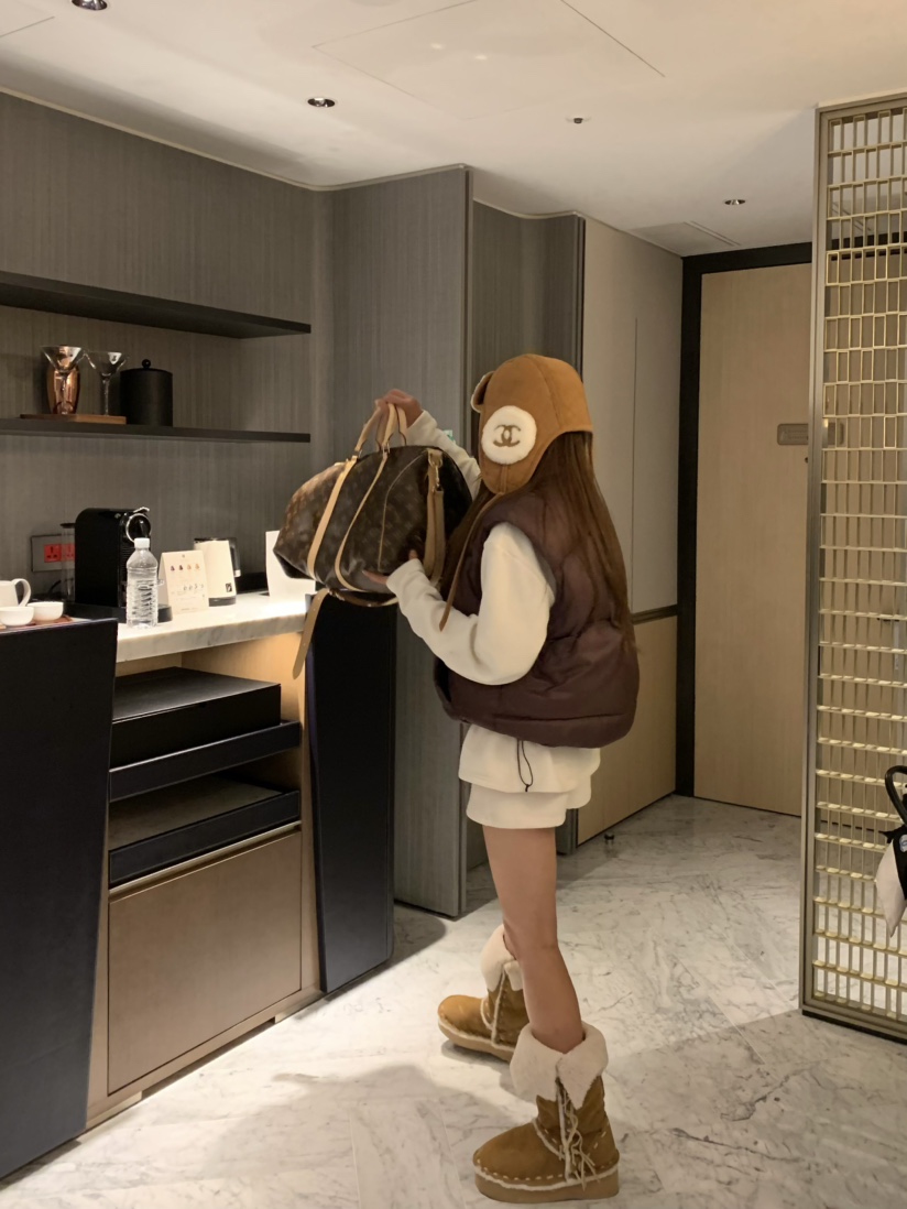 VIRKIN東大門㊣代購女士新品時尚熱賣真品休閑推薦25秋冬馬甲絨VIRKIN馬甲