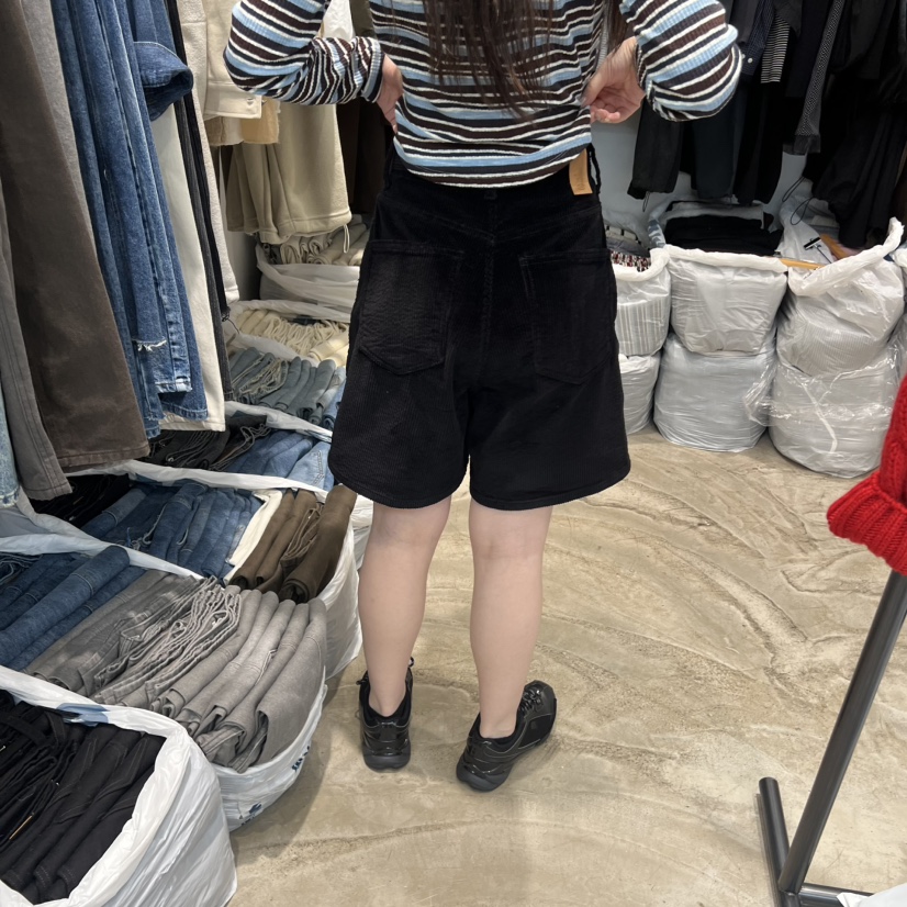 ALMOND PEPE韓國直郵㊣女士新品人氣熱賣短褲不含腰帶燈心絨ALMOND PEPE短褲