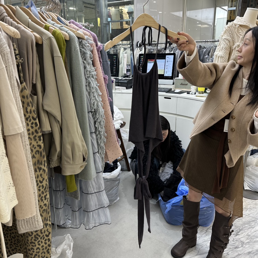 FOUNDATION東大門㊣代購女裝新品熱賣吊帶背心不含內搭羊毛FOUNDATION吊帶/背心圖色3