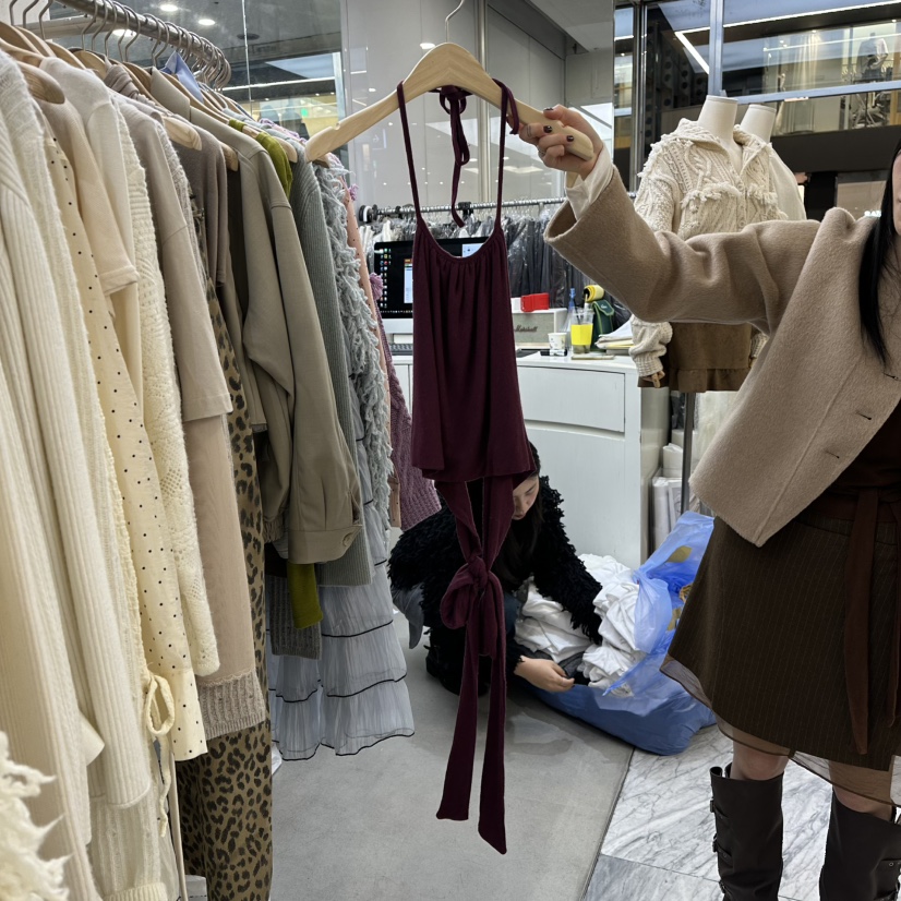 FOUNDATION東大門㊣代購女裝新品熱賣吊帶背心不含內搭羊毛FOUNDATION吊帶/背心圖色4